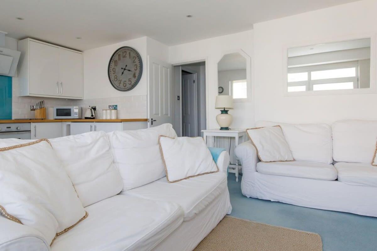 Two Bed Seafront Escape In East Wittering Apartment Luaran gambar
